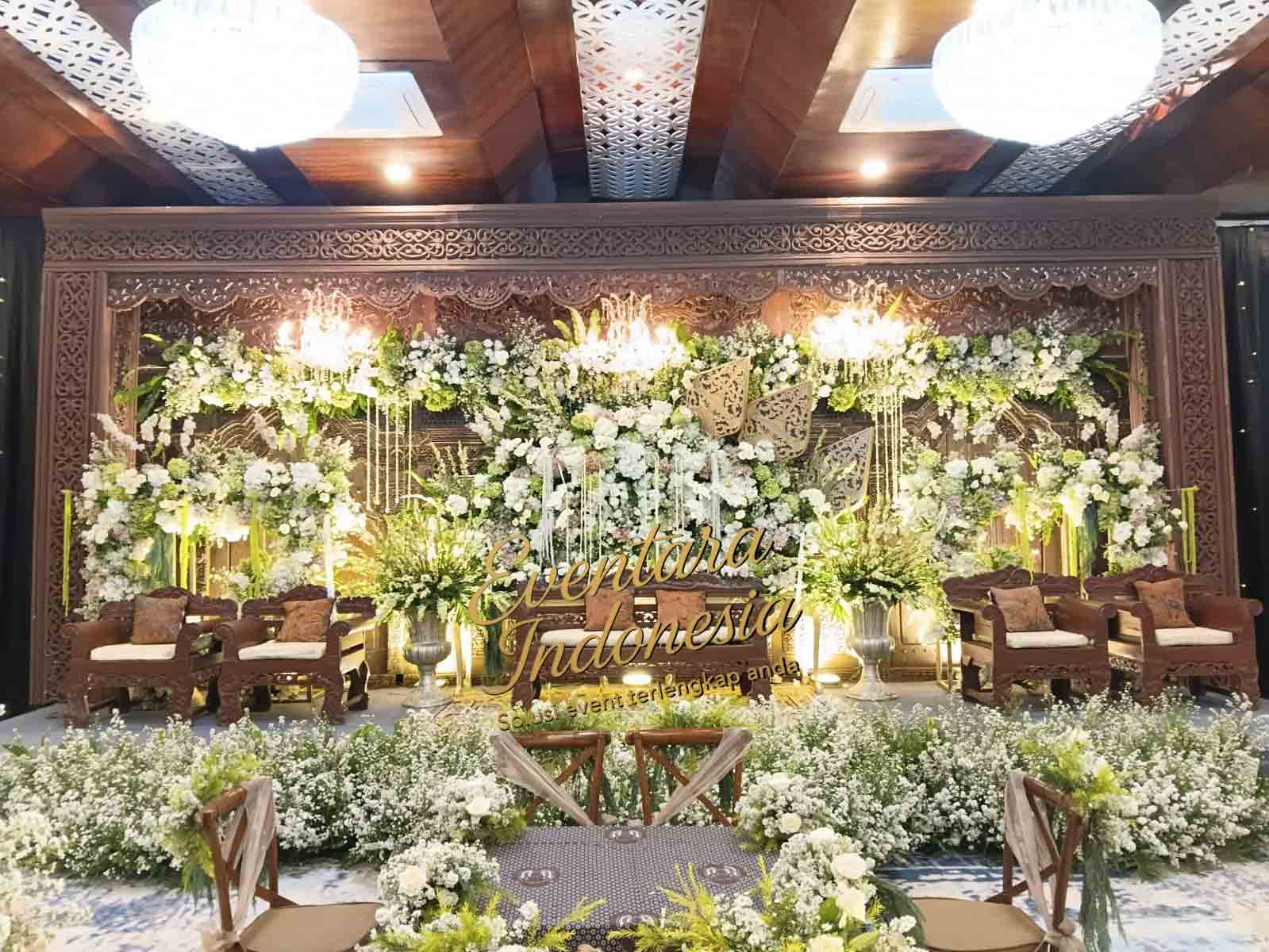 Paket Wedding Gold Eventara - dekorasi panggung pelaminan mewah tenda AC standing Jakarta