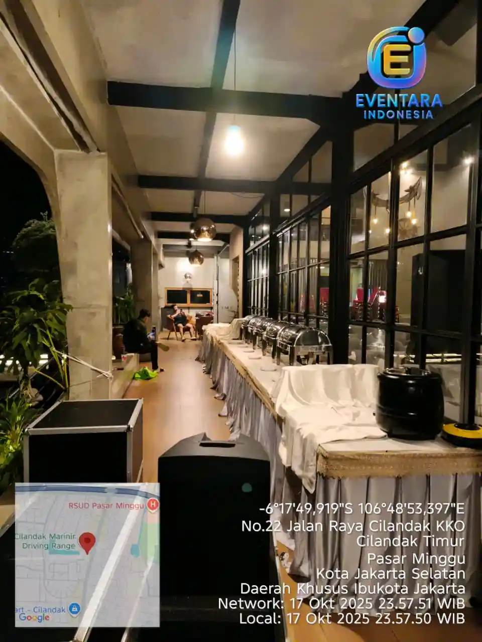 Penataan meja catering dan area makanan pada event TAKO ID