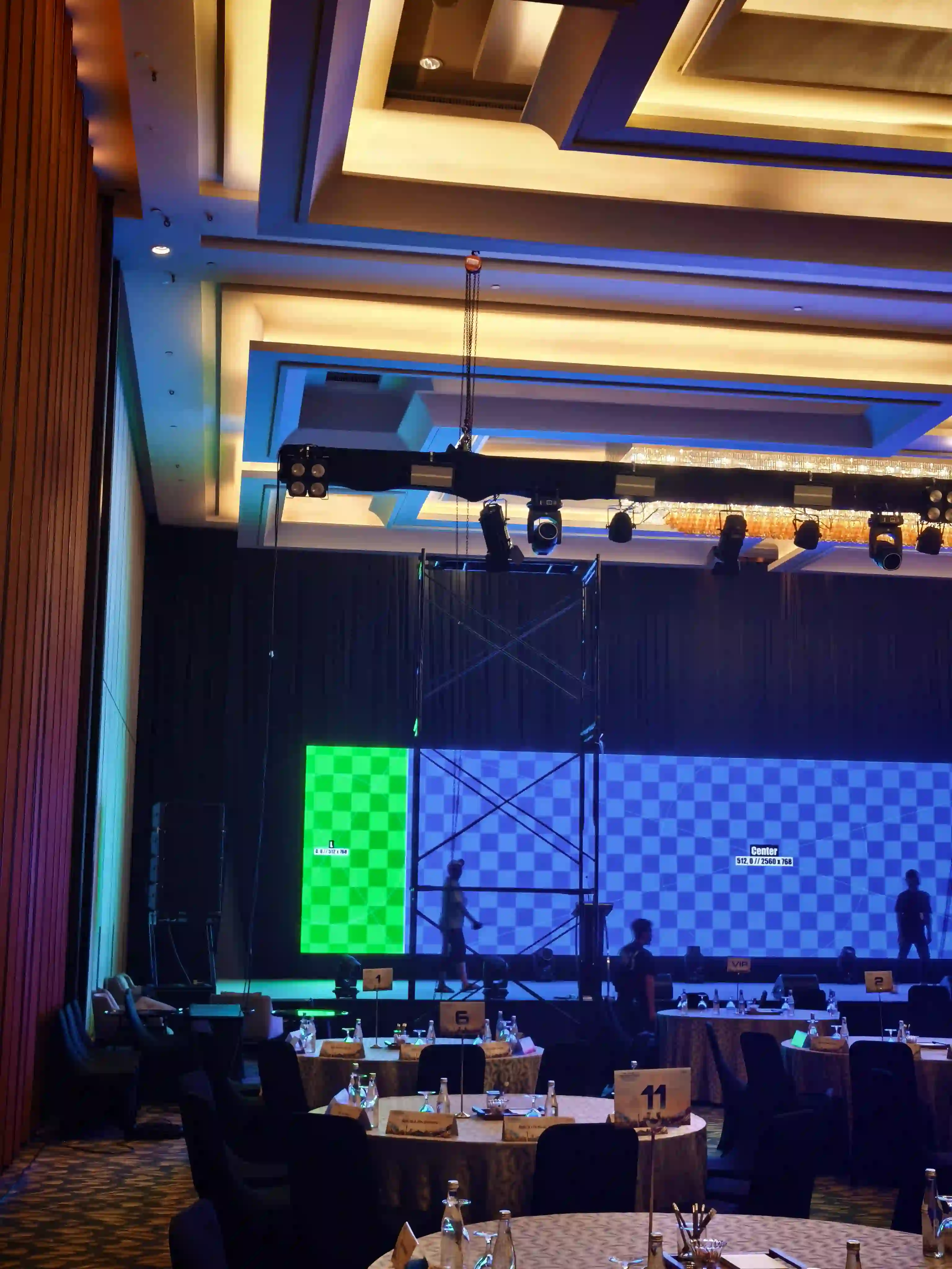 Pemasangan videotron Event BSMR bersama Eventara Indonesia